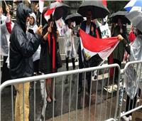 فيديو وصور| المصريون يدعمون السيسي أمام مبنى الأمم المتحدة