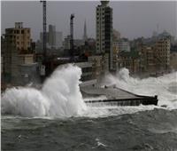 اليابان تتأهب لوصول الإعصار ترامي إلى جزيرتها الرئيسية