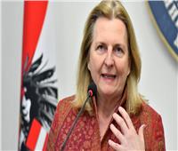 وزيرة خارجية النمسا تلقي خطابها في الأمم المتحدة بالعربية