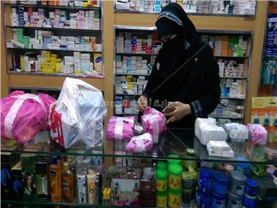 صور| ضبط أدوية مخدرة ومهربة وغلق ٣ صيدليات بمحافظة الشرقية