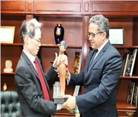 وزير الآثار يلتقي سفير اليابان بالقاهرة بعد توليه مهام منصبه