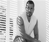 للأسبوع الثاني.. عمرو دياب يتصدر مبيعات ايتونز بألبوم «كل حياتي»