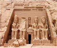 الآثار تقدم هدايا تذكارية بمناسبة تعامد الشمس على معبد أبو سمبل