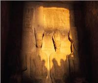 بدء ظاهرة تعامد الشمس على وجه تمثال رمسيس الثاني بمعبد أبو سمبل