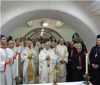 السفير البابوي يحتفل بالقداس الإلهي في كنيسة سانت تريزا بشبرا