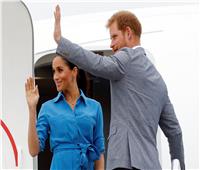 طائرة الأمير هاري تهبط بسلام في سيدني بعد إعادة محاولة الهبوط