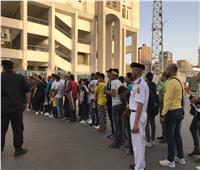 صور: توافد الجماهير علي ستاد الإسماعيلية لحضور مباراة الرجاء المغربي