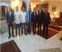 مأدبة عشاء لبعثة كرة السرعة في منزل سفير مصر بالكويت