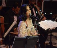 صور| نوال الكويتية تبدع في مشاركتها الأولى بمهرجان الموسيقى العربية