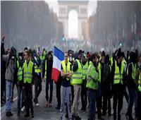 «السترات الصفراء» يقودون مسيرات حاشدة بباريس..والسلطات تغلق برج إيفل