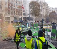 صور| أعمال تخريب في «الشانزليزيه».. والشرطة الفرنسية تفرق 8 آلاف متظاهر
