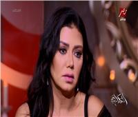 فيديو| رانيا يوسف تبكي على الهواء: «سامحوني»