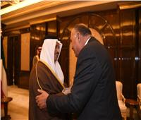 صور| وزير الخارجية يلتقي سُمو الشيخ جابر المبارك الحمد الصباح رئيس الوزراء الكويتي