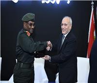  «العصار» يستقبل رئيس هيئة التصنيع الحربي السودانية في «إيديكس 2018»  