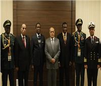 «التراس» ووزير الدفاع الكاميروني يبحثان تعزيز التعاون خلال فعاليات «إيديكس 2018»