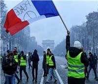 فوضى على الطرق في فرنسا بعد إحراق محتجين لأكشاك دفع رسوم العبور