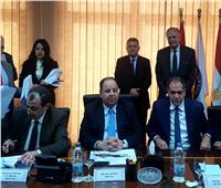 وزيرا قطاع الأعمال والمالية يشهدان توقيع اتفاقية تسوية عمر أفندي