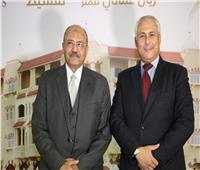 سفيرنا في عمان ورئيس القابضة للتشييد يفتتحان أول معرض عقارى بالخارج