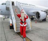 بابا نويل يصل لمطار مرسى علم قادما من بلجيكا