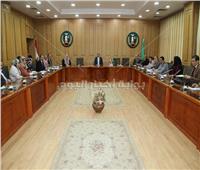 «سعيد عباس» يعقد اجتماعاً لمناقشة الموقف المالي لمشروعات المنوفية