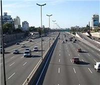 فيديو| سيولة مرورية على الطرق والمحاور الرئيسية بالقاهرة والجيزة 