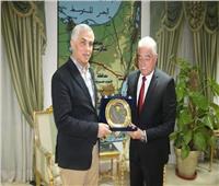 محافظ البحر الأحمر يلتقي سفير طاجيكستان