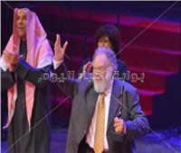 ‎80 صورة| تكريم «الفخراني وأيوب وأبو زهرة» بمهرجان المسرح العربي