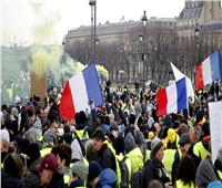 «استقل يا ماكرون».. «السترات الصفراء» ترفض مبادرة الرئيس الفرنسي