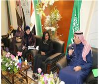 صالون السعودية الثقافي يكرم فاتن منشي بمعرض الكتاب