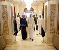 صور..ولي عهد أبو ظبي يودع شيخ الأزهر في ختام زيارته التاريخية إلى الإمارات