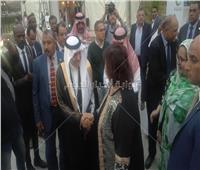 وصول وزيرة الثقافة لافتتاح المهرجان الثقافي الفني الأول لمنظمة التعاون الاسلامي