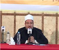 صور| وصول وزير الأوقاف مسجد الحسين لحضور ندوة «حقوق الطفل قبل مولده»