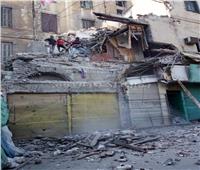 سقوط أجزاء من عقار قديم في المنشية بالإسكندرية دون إصابات