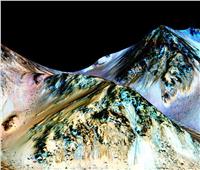 علماء يكتشفون دليل جيولوجي على وجود مياه في المريخ