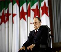 رسائل بوتفليقة للجزائريين.. وعود بـ«دستور جديد» وانتخابات مبكرة من دون ترشحه
