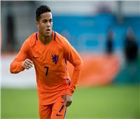 «كلويفرت الصغير» يقود قائمة نجوم هولندا أمام منتخب مصر