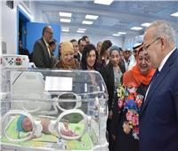 صور| «الخشت» يفتتح وحدة حديثي الولادة في «أبو الريش» بتكلفة 5 مليون جنيه