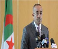 رئيس الوزراء الجزائري يبدأ محادثات تشكيل حكومة جديدة