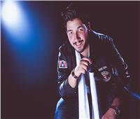 مروان الدكاني يبدأ حياته الفنية بأغنية "يا أول حضني طمني"