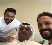 «صدفة» تجمع تامر حسني وأحمد عصام ونبيل شعيل في مطار الملك فهد