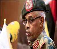 المجلس العسكري السوداني يحيل وزير الدفاع للتقاعد.. ويعين مديرًا جديدًا للمخابرات