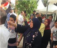 أغاني وطنية وزغاريد من المصريات بالرياض في استفتاء التعديلات الدستورية
