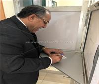نقيب مهندسي القاهرة يشارك في الاستفتاء على التعديلات الدستورية