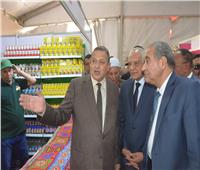 صور| وزير التموين ومحافظ الجيزة يفتتحان «أهلًا رمضان» بفيصل