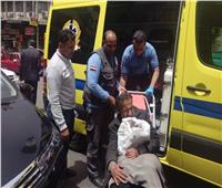 بالصور| التدخل السريع ينقذ مريض مسن بلا مأوى وينقله إلى المستشفى