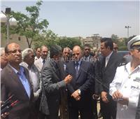 صور| محافظ القاهرة يتفقد حديقة «الفسطاط»