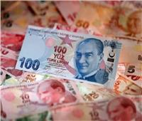 الليرة التركية تهوي في مستوى منخفض جديد مقابل الدولار