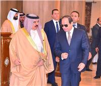 ملك البحرين: مصر صمام أمان الشرق الأوسط
