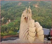 شاهد| أكبر تمثال لطائر أسطوري في العالم