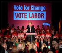 السياسيون في أستراليا يسعون لاستمالة الناخبين قبل يوم من الانتخابات